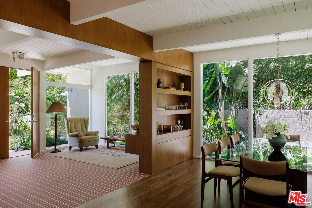 2544 Greenvalley Road Los Angeles, CA 90046 - Photo 8 of 56