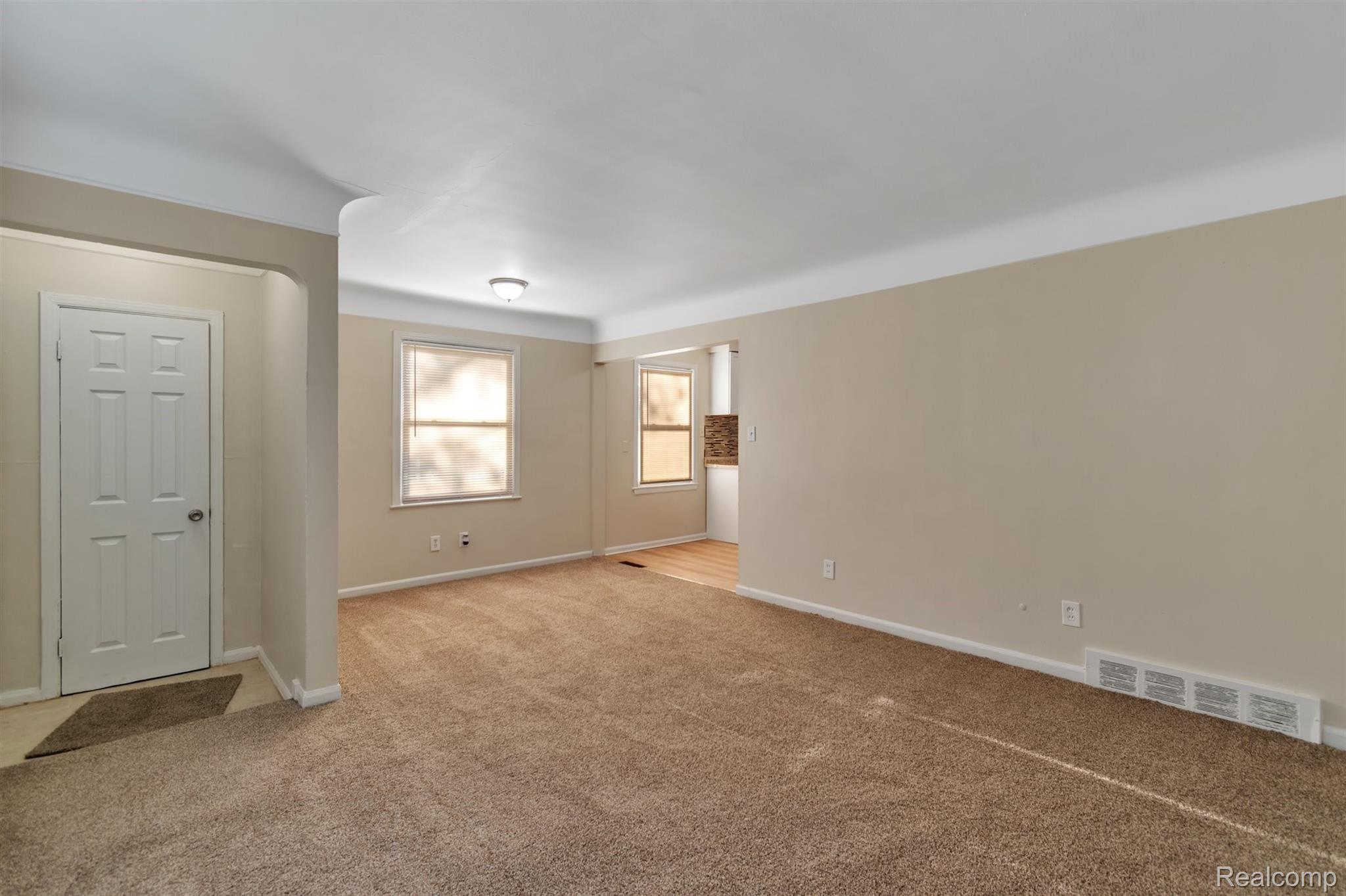 28205 Avondale Street Inkster, MI 48141 - Photo 5 of 26 View into Kitchen