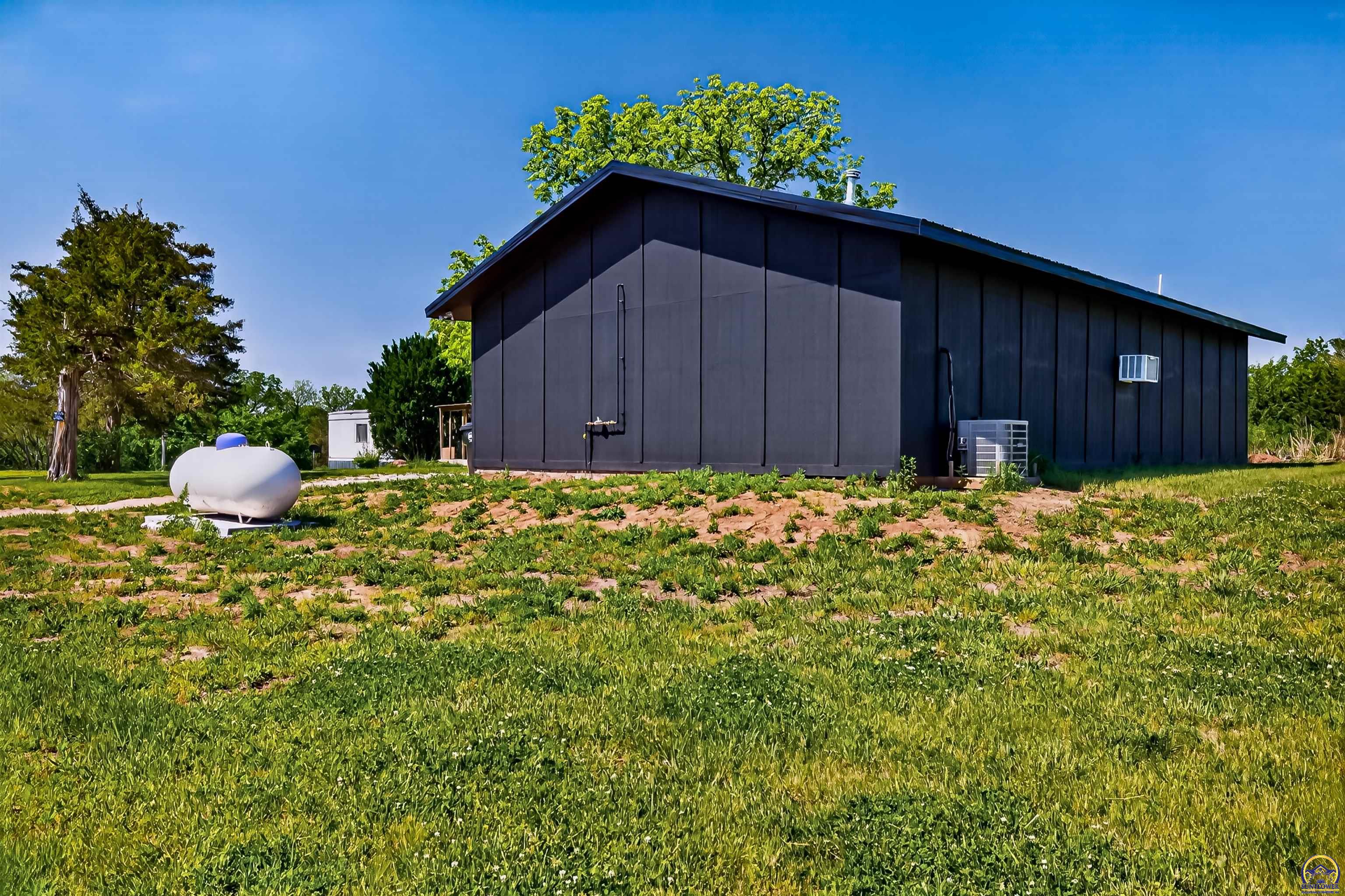 7641 Southeast Croco Road Berryton, KS 66409 - Photo 6 of 24