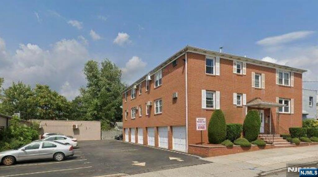 41 West Church Street, Unit 11 Bergenfield, NJ 07621 - Photo 1 of 20
