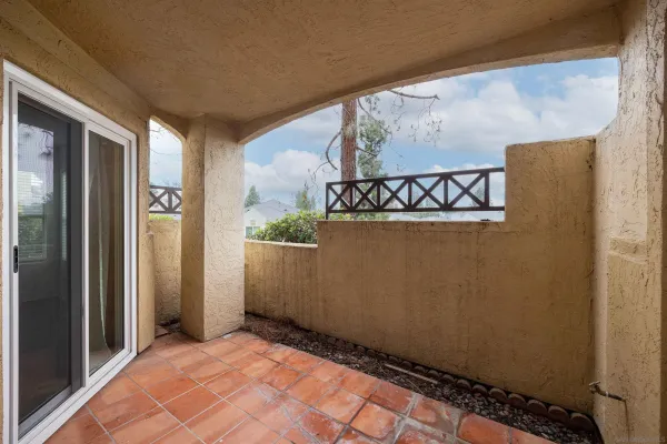 a view of entryway
