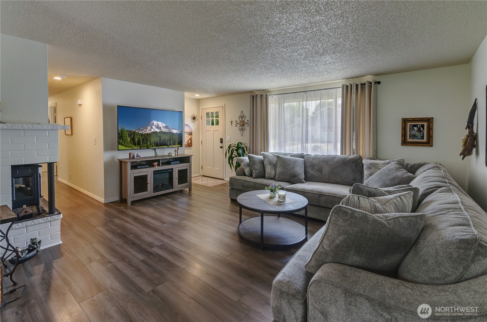 5907 Armour Loop Southeast Olympia, WA 98513 - Photo 11 of 35 Gallery Image 11