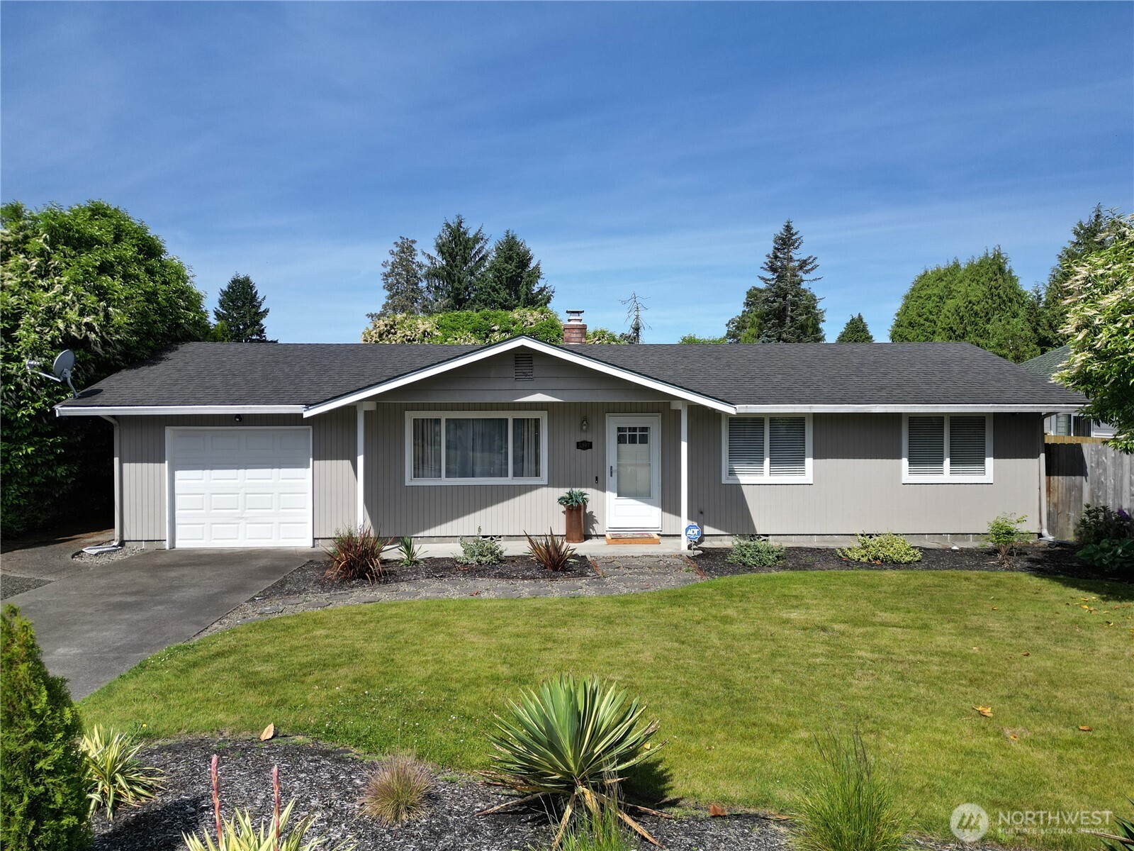 5907 Armour Loop Southeast Olympia, WA 98513 - Photo 3 of 35 Gallery Image 3