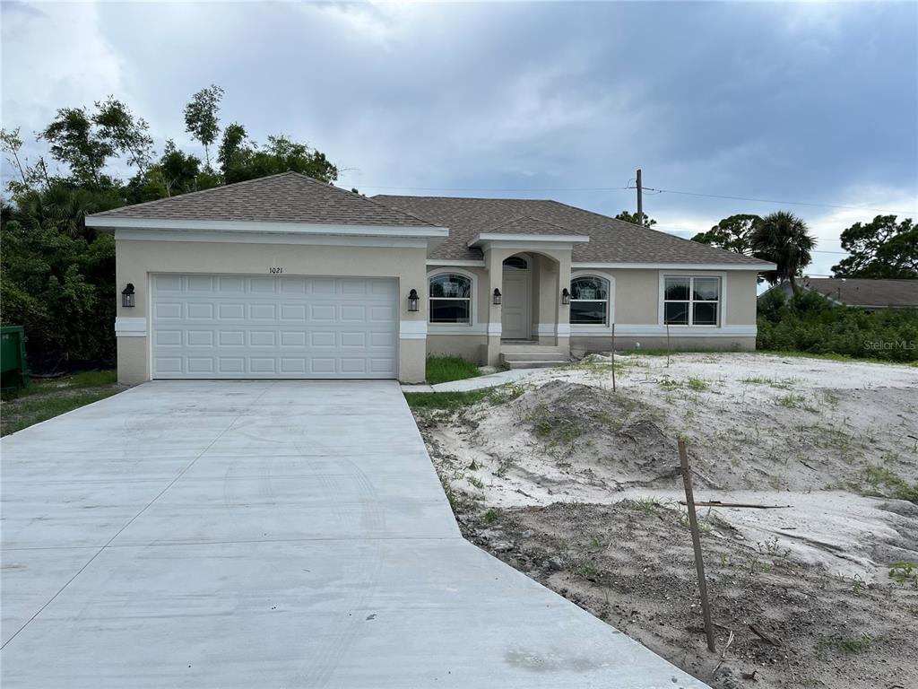 1021 Panda Road Venice, FL 34293 - Photo 1 of 1