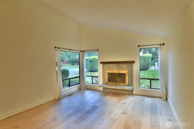 $3,800 | 5033 99th Street Southwest, Mukilteo, WA 98275