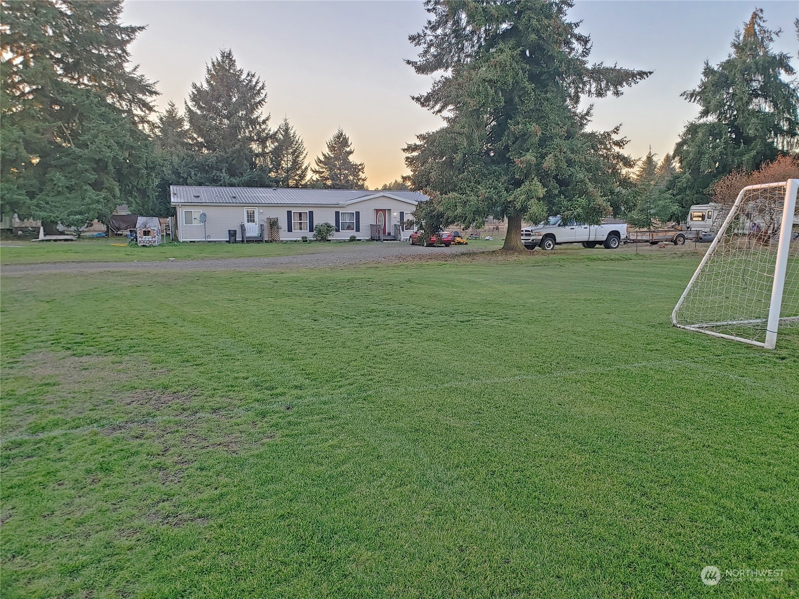 7130 196th Avenue Southwest Rochester, WA 98579 - Photo 28 of 36 a view of a park with welcome board