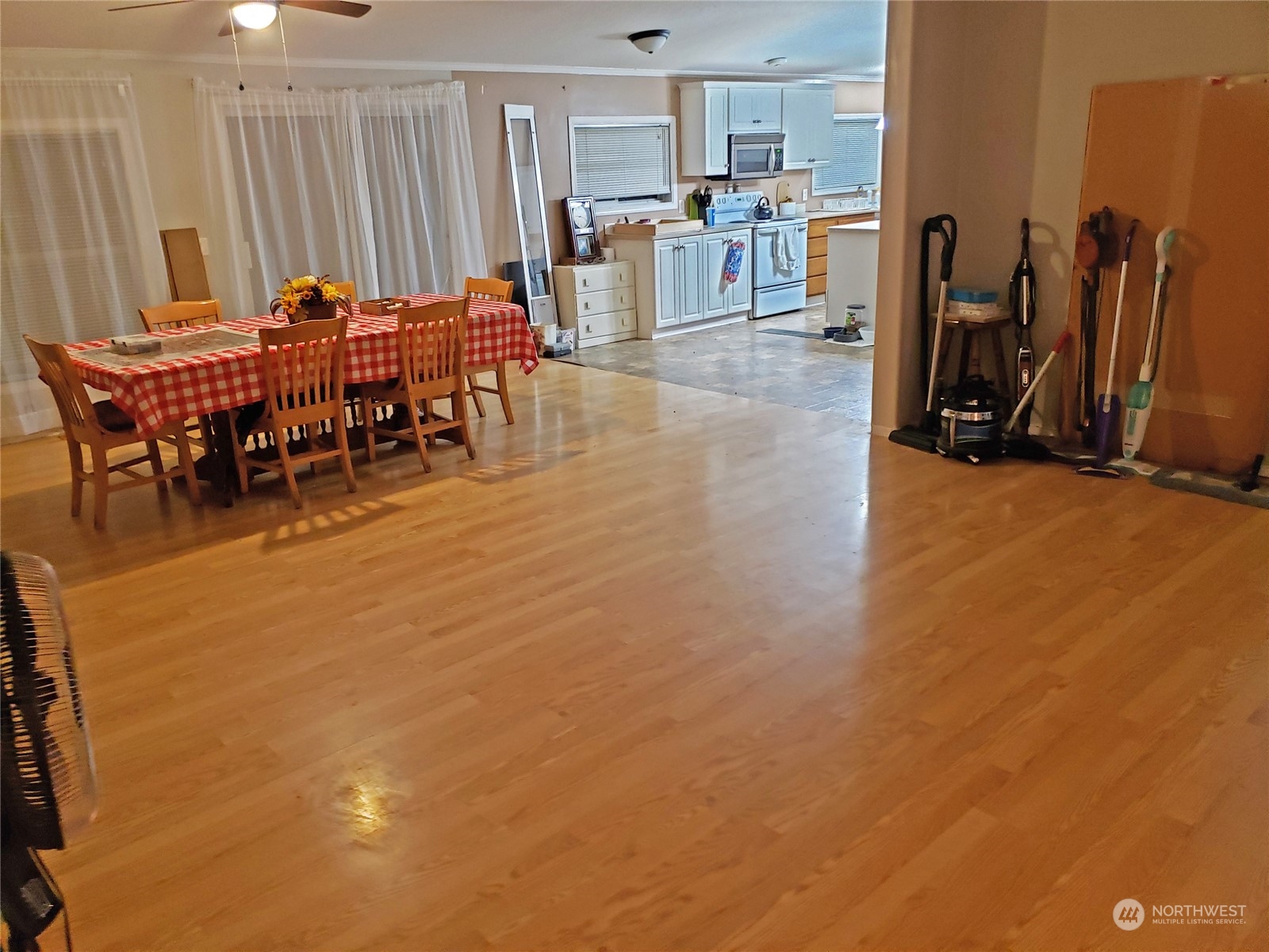 7130 196th Avenue Southwest Rochester, WA 98579 - Photo 8 of 36 a view of a dining room with furniture and window