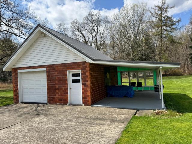 847 Cobham Park Road Warren, PA 16365 - Photo 3 of 23 Gallery Image 3