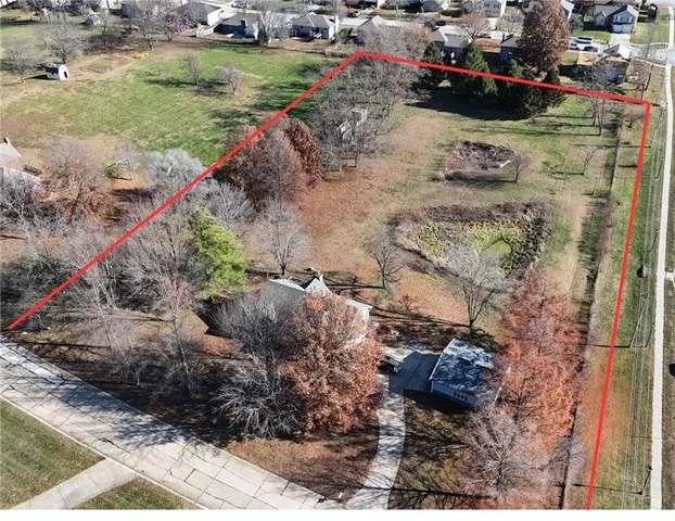 $1,580,000 | 1811 Paddock Drive, Kearney, MO 64060