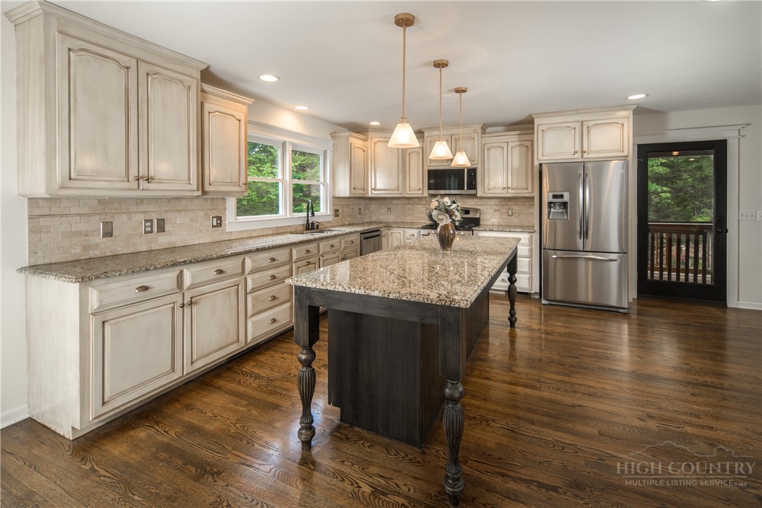 105 Katie Way Boone, NC 28607 - Photo 15 of 50