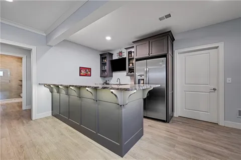 $995,000 | 10715 West 142nd Terrace, Overland Park, KS 66221