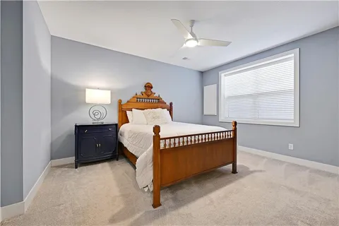 $995,000 | 10715 West 142nd Terrace, Overland Park, KS 66221