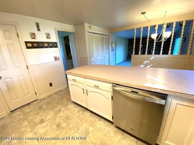 1810 South Dewitt Road St. Johns, MI 48879 - Photo 10 of 64 Kitchen 1