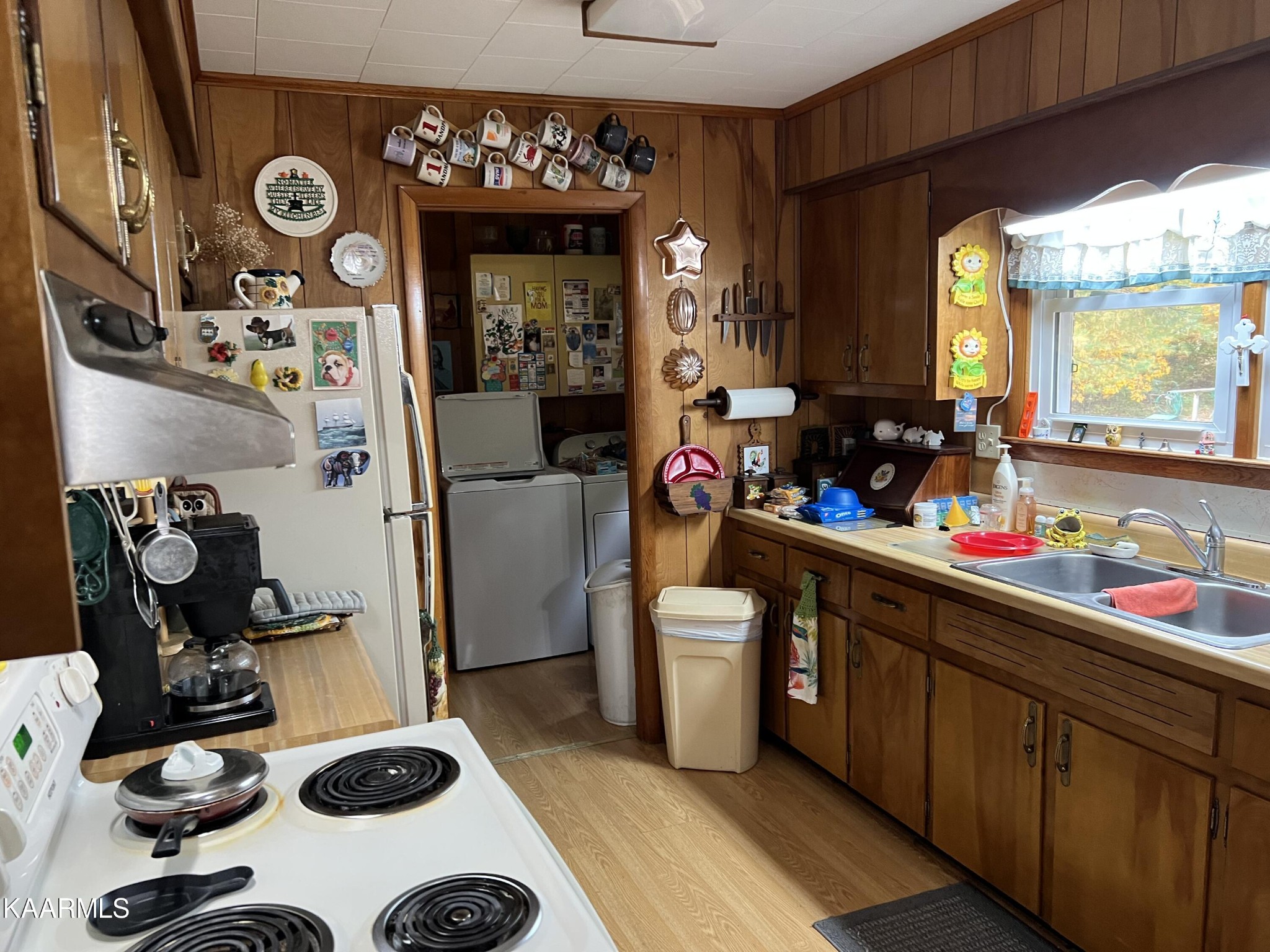 969 Unity Church Road Jamestown, TN 38556 - Photo 11 of 24 a kitchen that has a sink cabinets and appliances