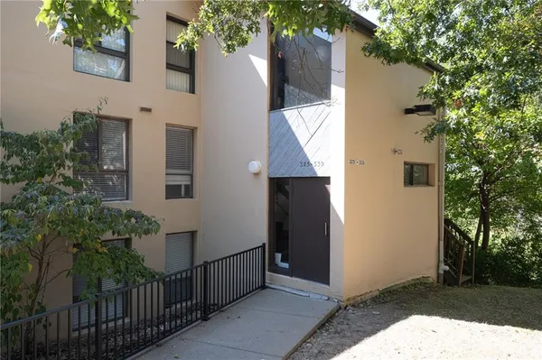 $100,000 | 2034 Swallow Hill Road, Unit 326, Pittsburgh, PA 15220
