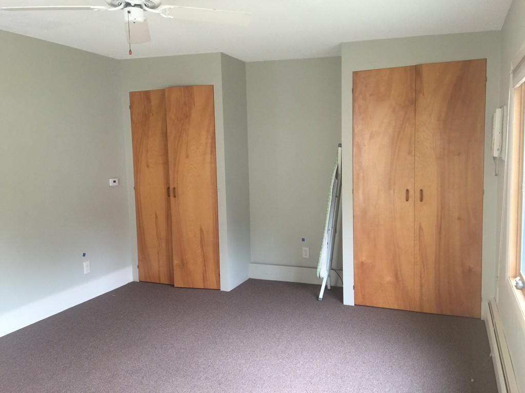 272 Morgan Road West Springfield, MA 01089 - Photo 10 of 19