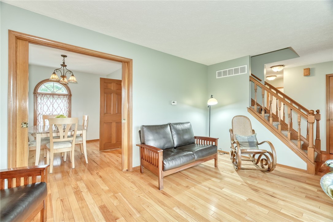 5907 Arbor Road Ontario, NY 14519 - Photo 35 of 50 Living Room, with access to Dining Rm