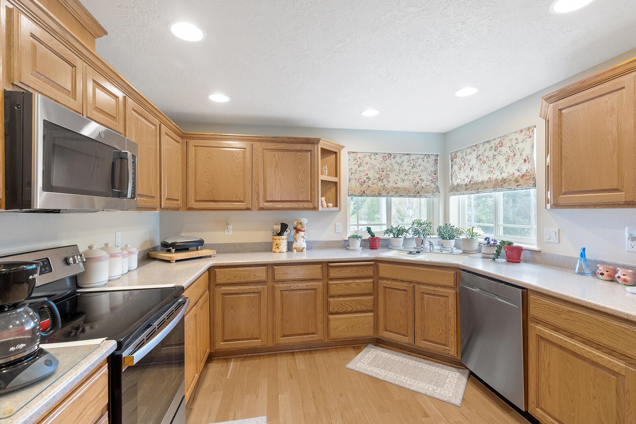 1507 West Harbeck Road Grants Pass, OR 97527 - Photo 17 of 27 0R1A6324