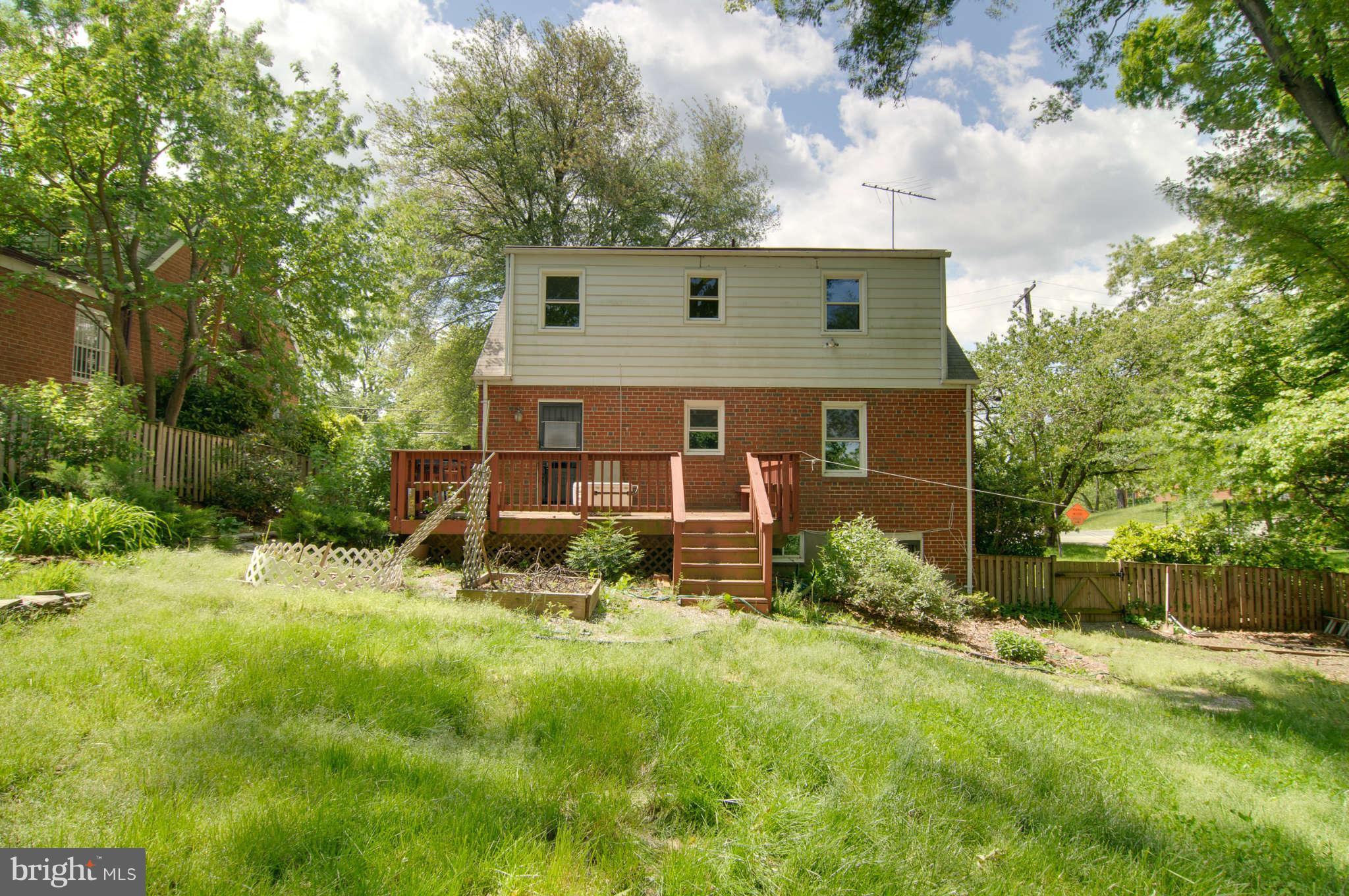 5900 Lockwood Road Cheverly, MD 20785 - Photo 27 of 30 Back of house