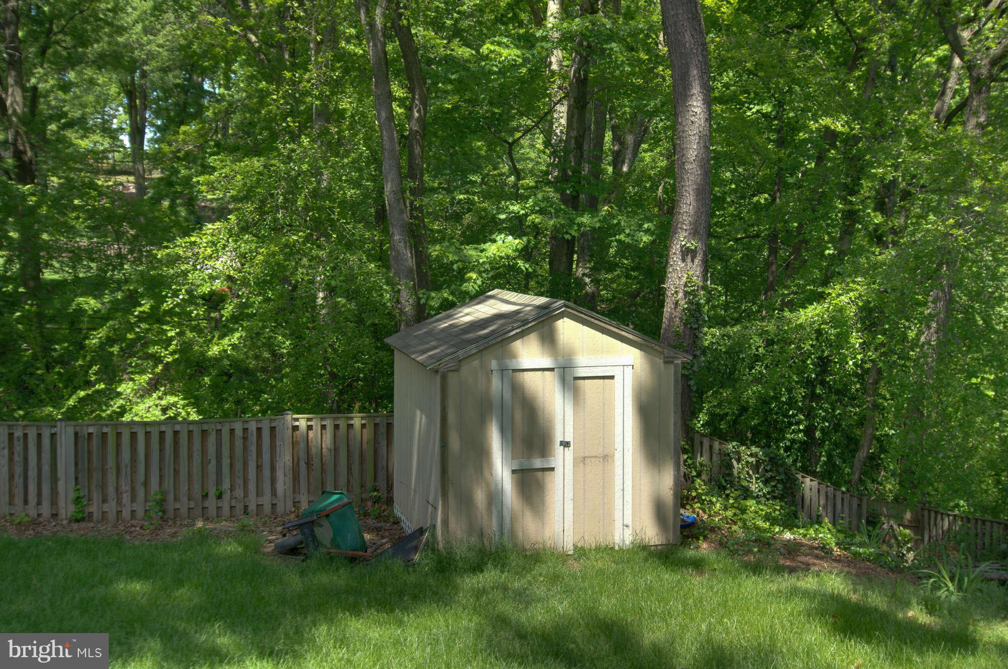 5900 Lockwood Road Cheverly, MD 20785 - Photo 29 of 30 Shed