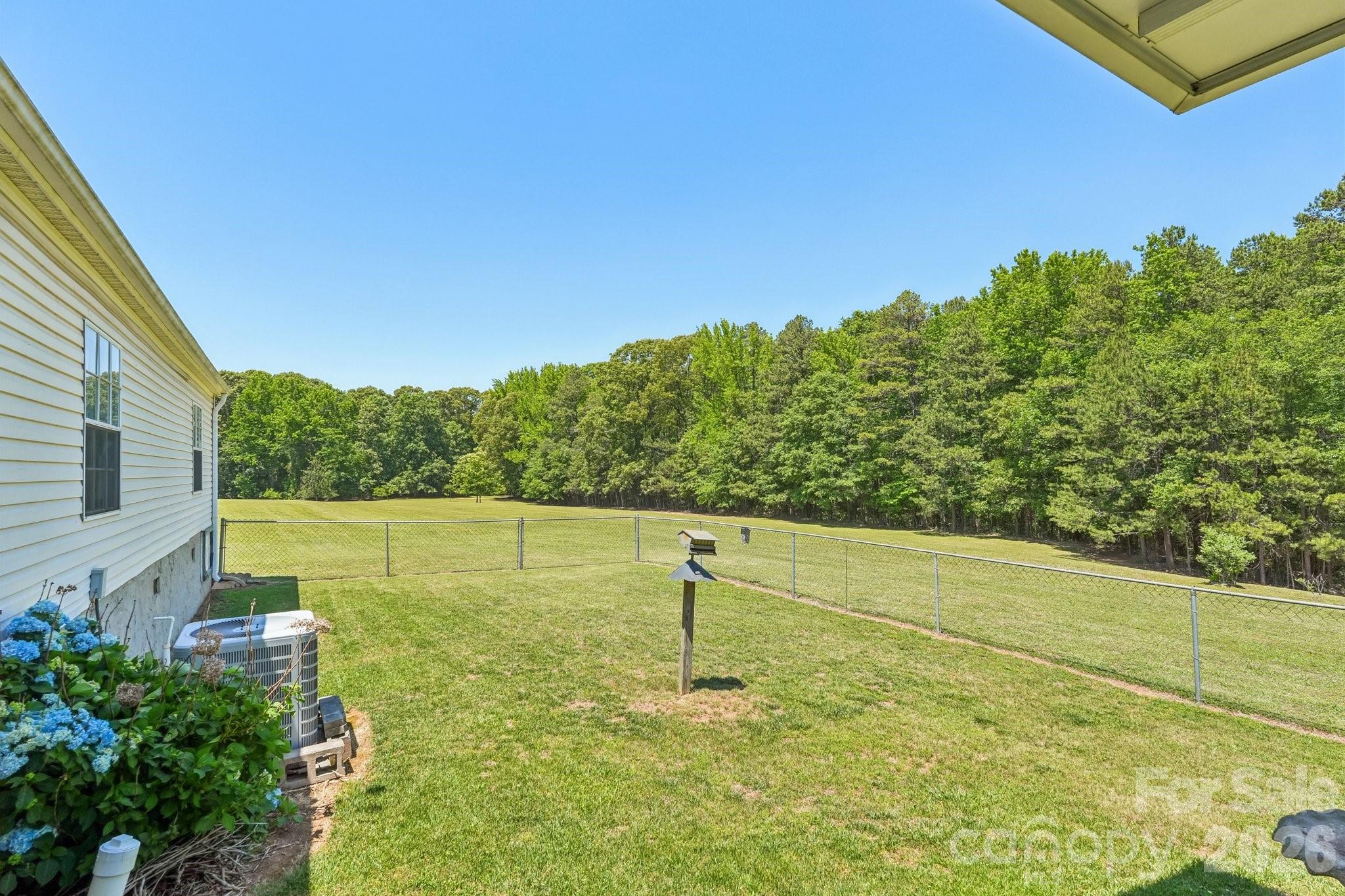 160 Allison Road Gaffney, SC 29341 - Photo 12 of 48