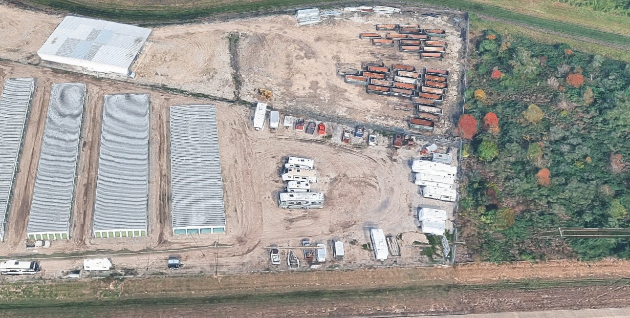 4901 West W Highway Angleton, TX 77515 - Photo 4 of 4 a front view of a house