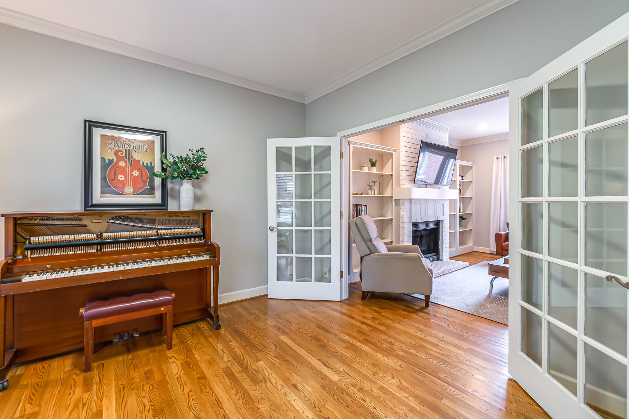 555 Ridgestone Drive Franklin, TN 37064 - Photo 19 of 46 a bedroom with furniture and a workspace