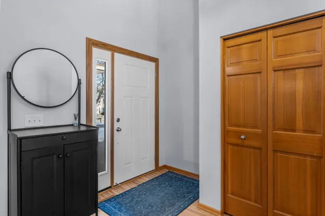 $335,000 | 824 Winterberry Drive, Woodbury, MN 55125