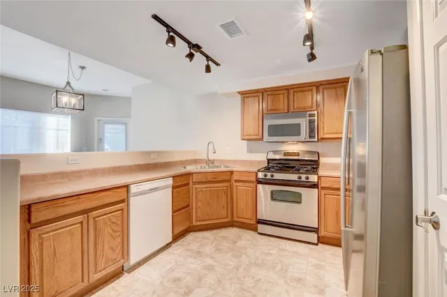 $1,500 | 9303 Gilcrease Avenue, Unit 1229, Las Vegas, NV 89149