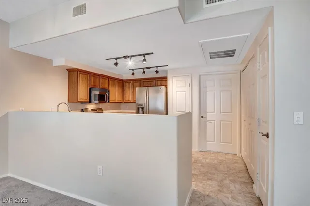 $1,500 | 9303 Gilcrease Avenue, Unit 1229, Las Vegas, NV 89149