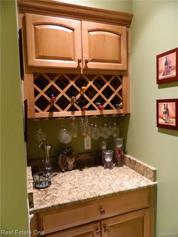 1053 Seville Road Rochester Hills, MI 48309 - Photo 32 of 66