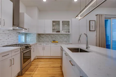 $725,000 | 1936 Kearney Court, Dallas, TX 75204
