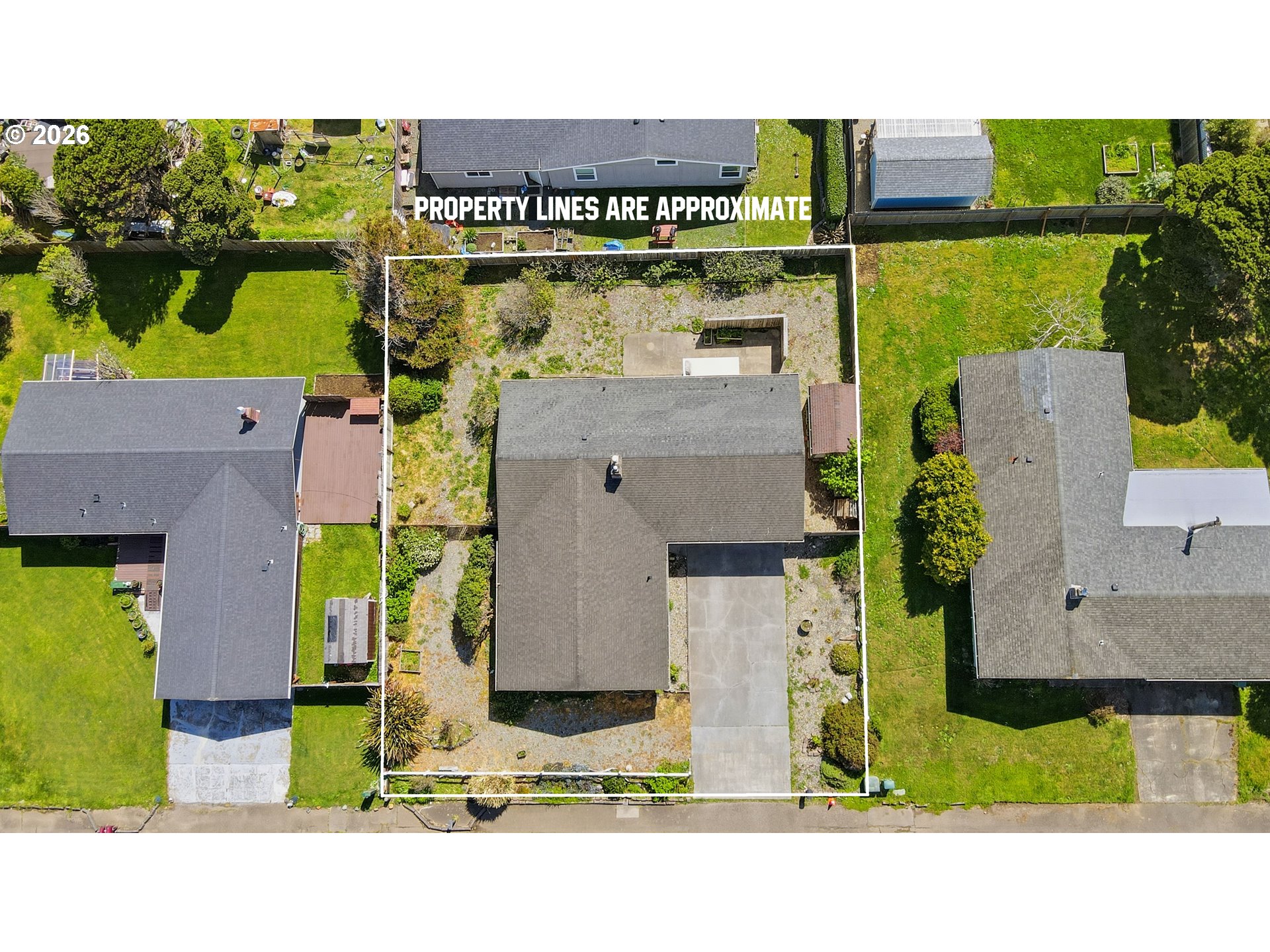 835 12th Street Southwest Bandon, OR 97411 - Photo 4 of 48