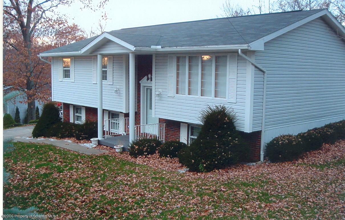 106 T Rt 367 Moscow, PA 18444 - Photo 1 of 2 Gallery Image 1