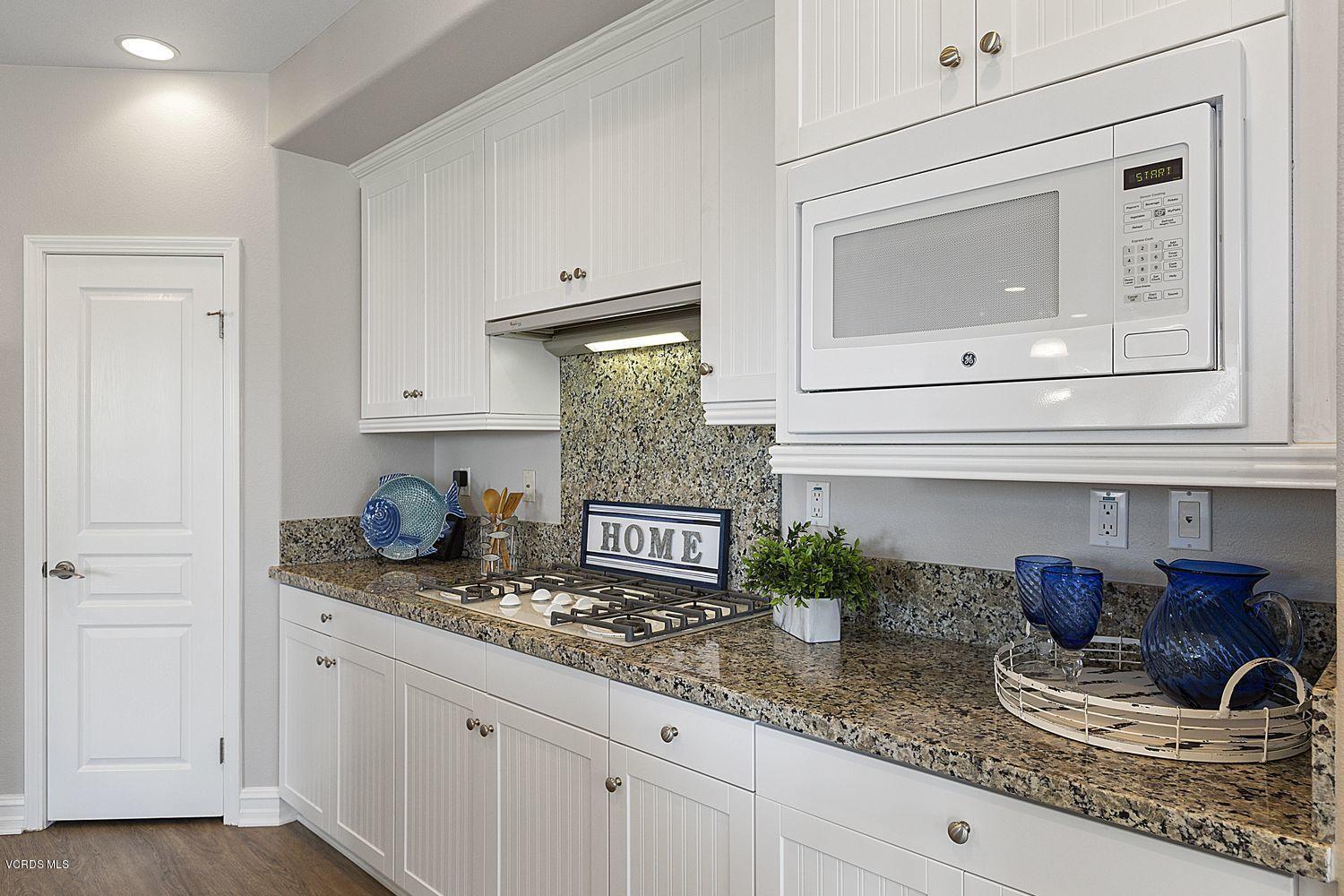 1431 Windshore Way Oxnard, CA 93035 - Photo 9 of 33 004_1431-windshore-way-oxnard-ca-usa-011