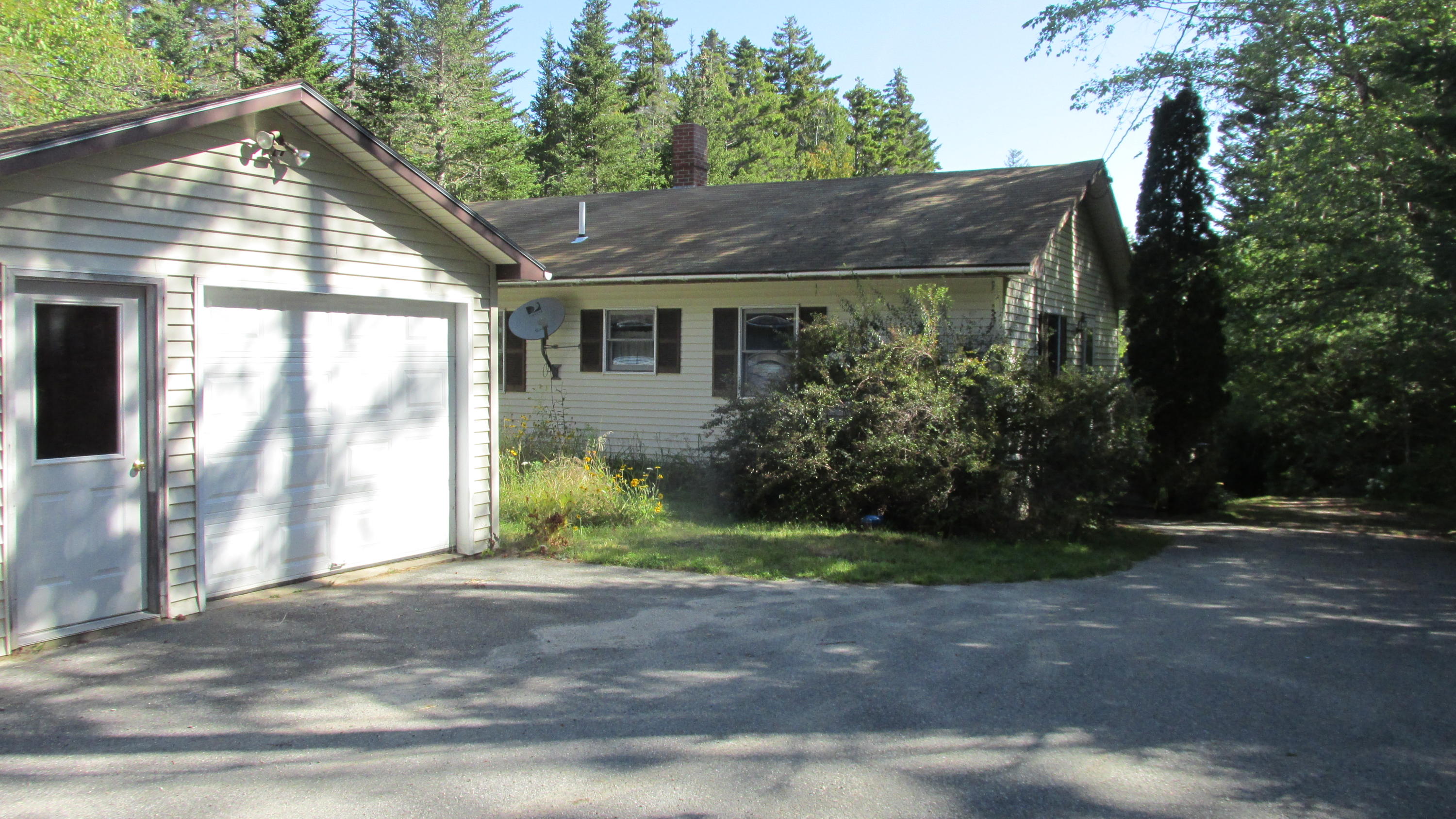 58 Daddy Johnny Road Tremont, ME 04674 - Photo 10 of 52 Garage & ranch as you enter driveway