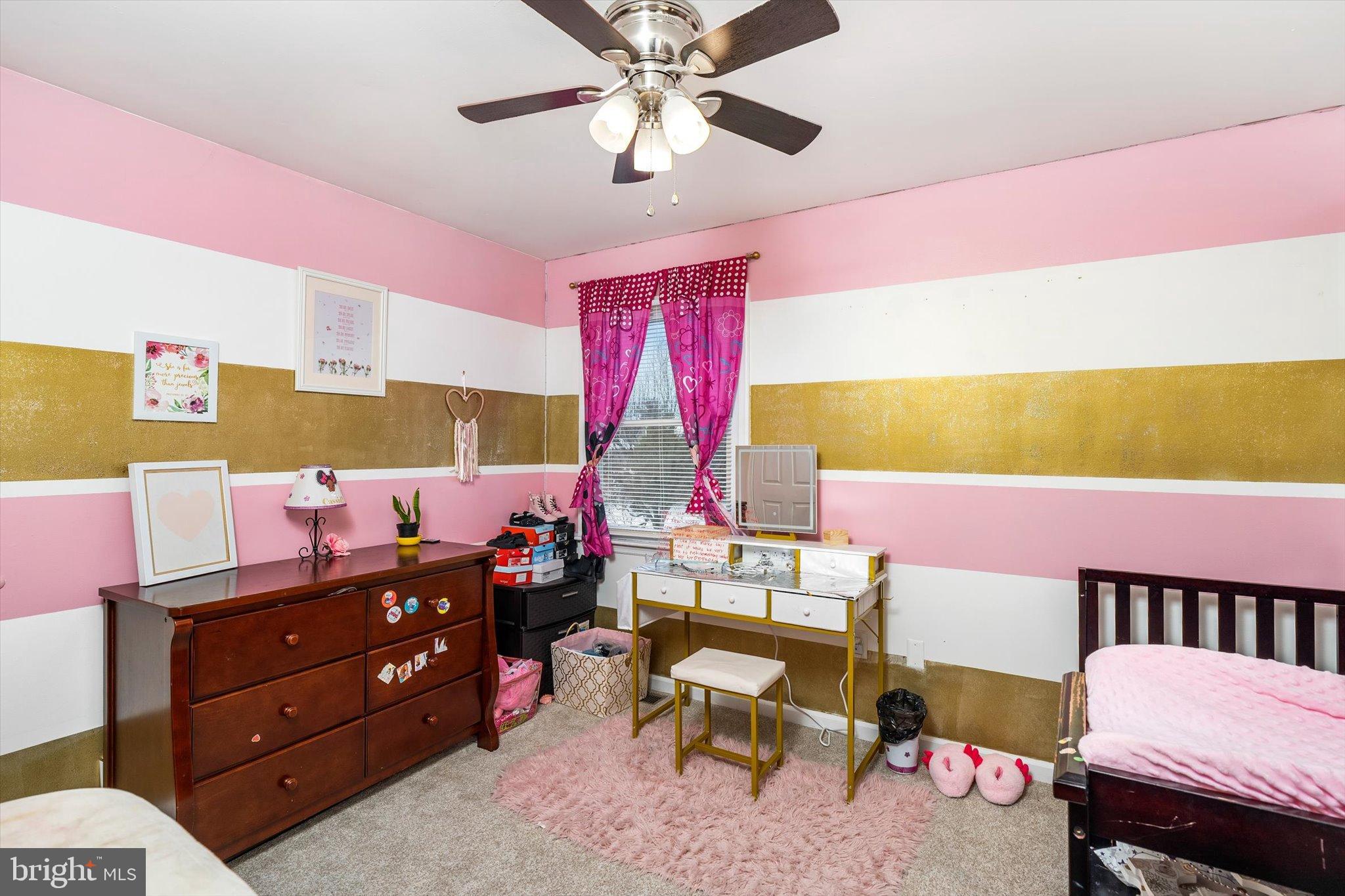 3 Scenic View Drive Sicklerville, NJ 08081 - Photo 14 of 26 a bedroom with a bed a desk and chair