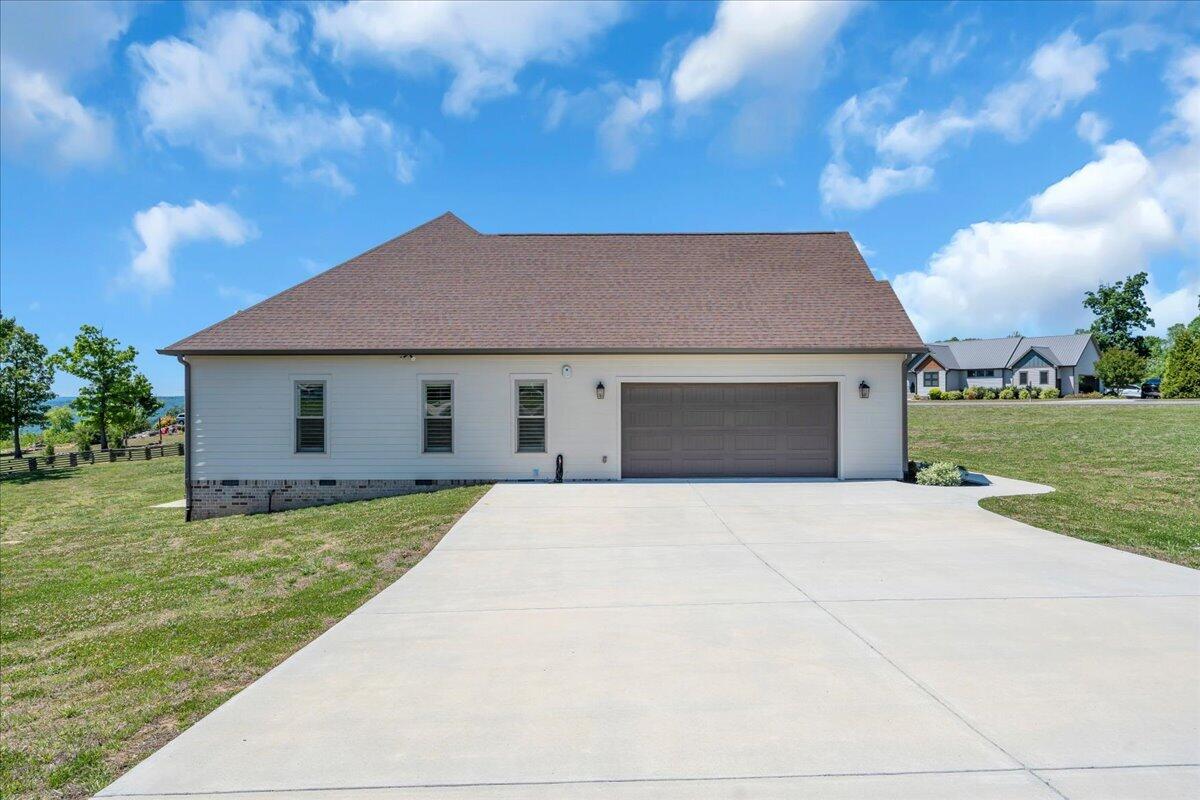 126 Bobcat Trail Jasper, TN 37347 - Photo 37 of 38 42-BOX08457