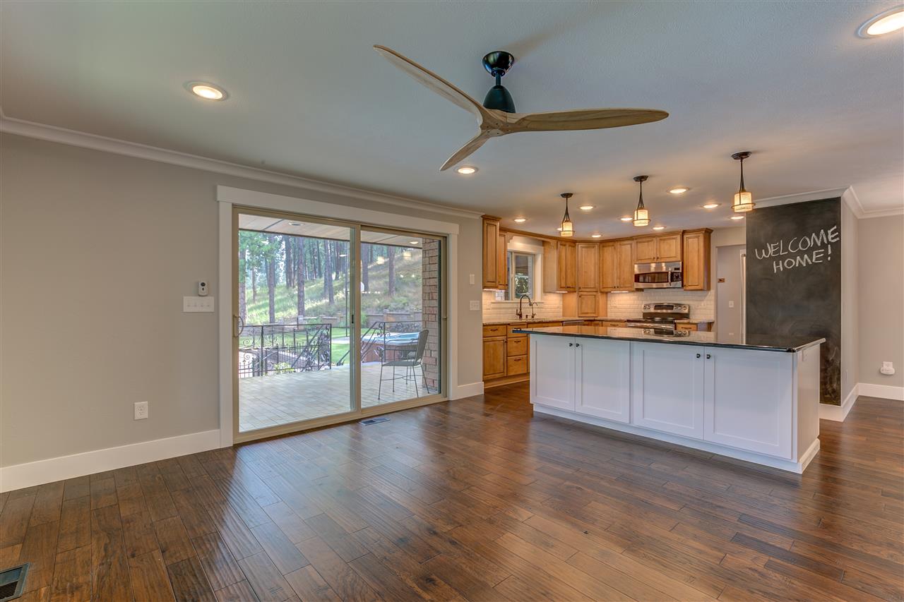 4129 South Linke Road Greenacres, WA 99016 - Photo 9 of 20