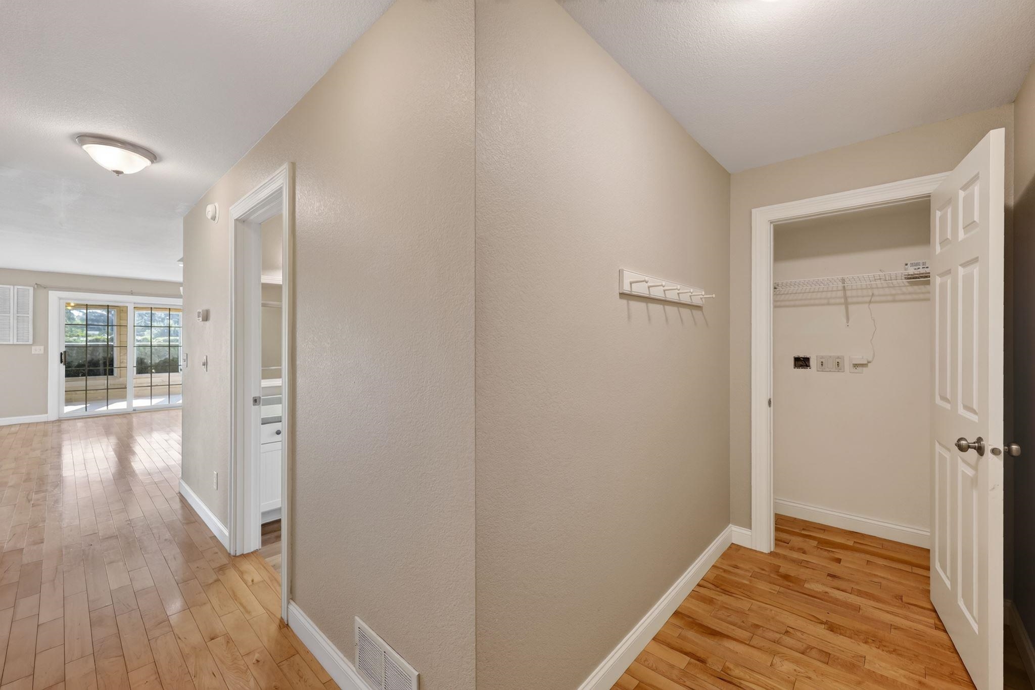 2587 Dockside Lane Friendship, WI 53934 - Photo 19 of 59 Gallery Image 19