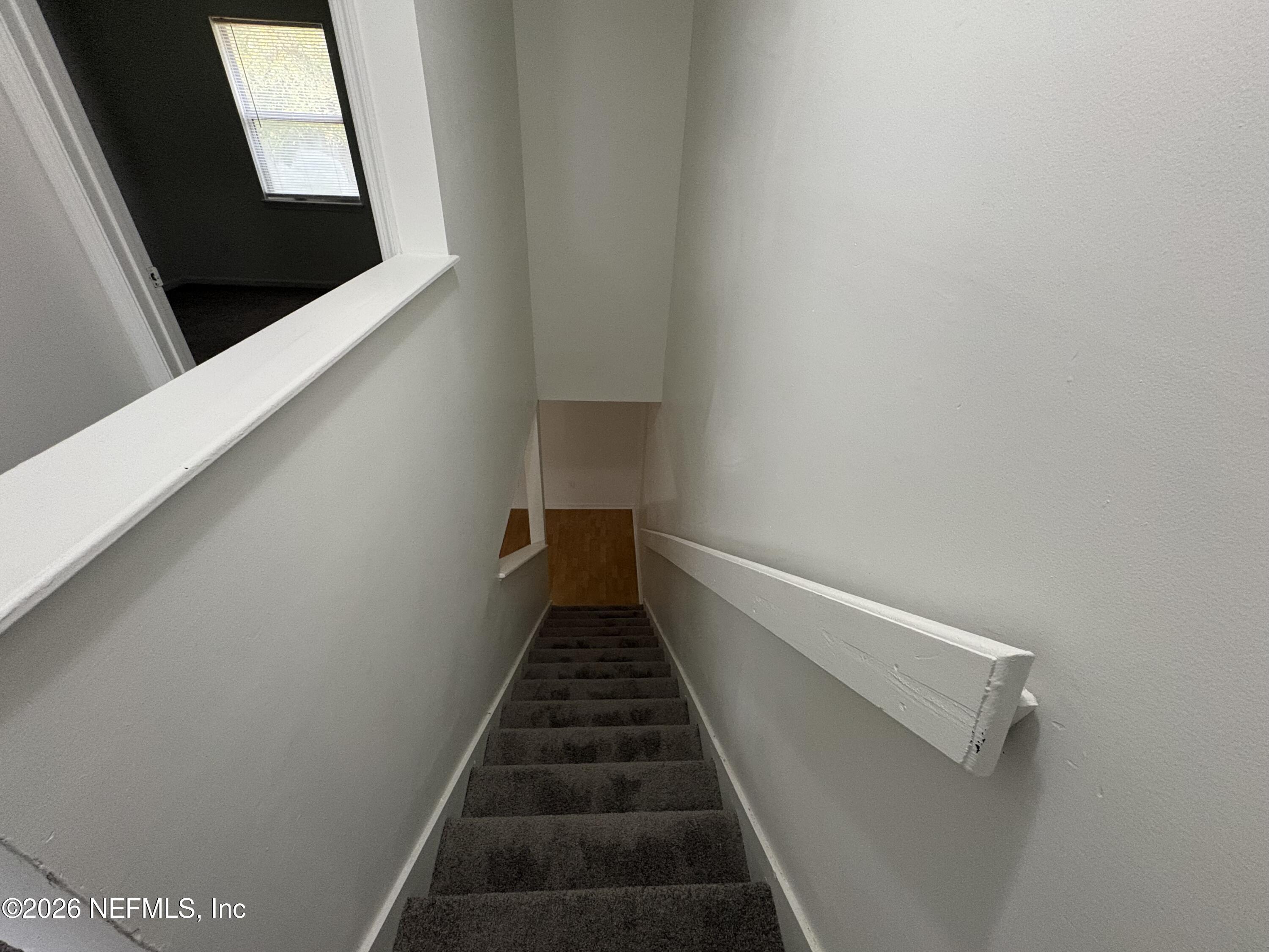 4647 Barnes Road South Jacksonville, FL 32207 - Photo 8 of 11 a view of entryway