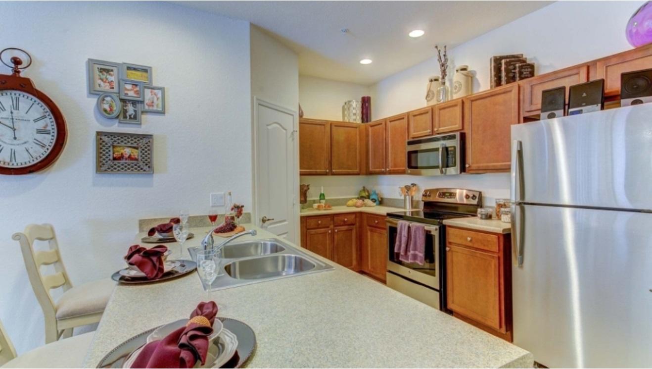 3063 Southwest Otter Lane Stuart, FL 34997 - Photo 3 of 12 Aliso_Kitchen 2