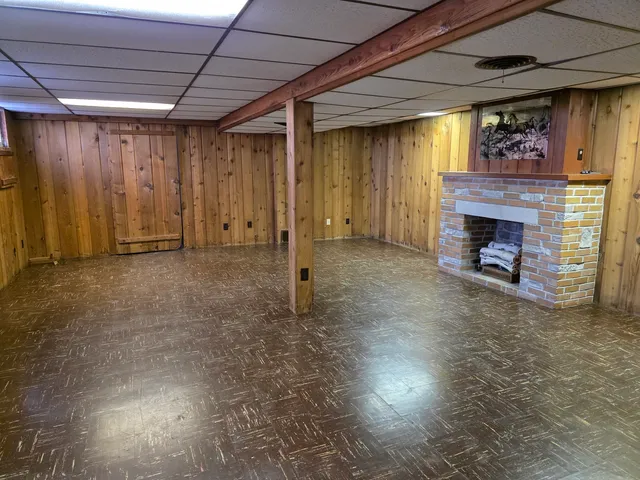 $249,000 | 705 West Commercial Street, Lyndon, IL 61261