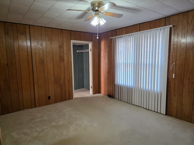 $249,000 | 705 West Commercial Street, Lyndon, IL 61261