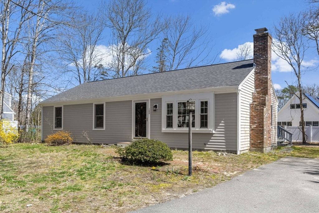 180 Davisville Road Falmouth, MA 02536 - Photo 3 of 28 Gallery Image 3