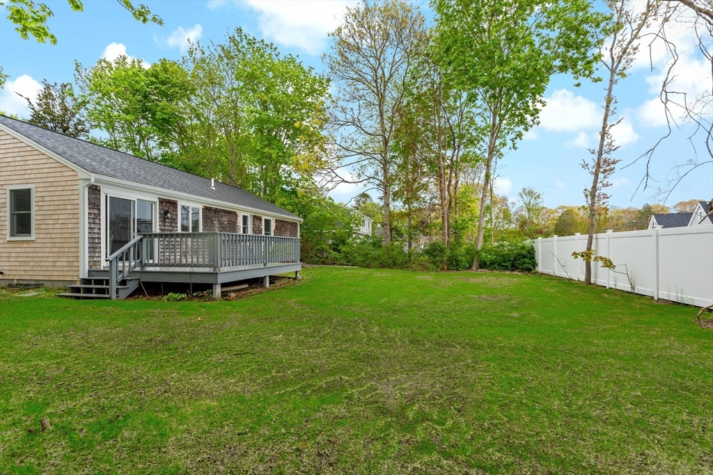 180 Davisville Road Falmouth, MA 02536 - Photo 4 of 28 Gallery Image 4