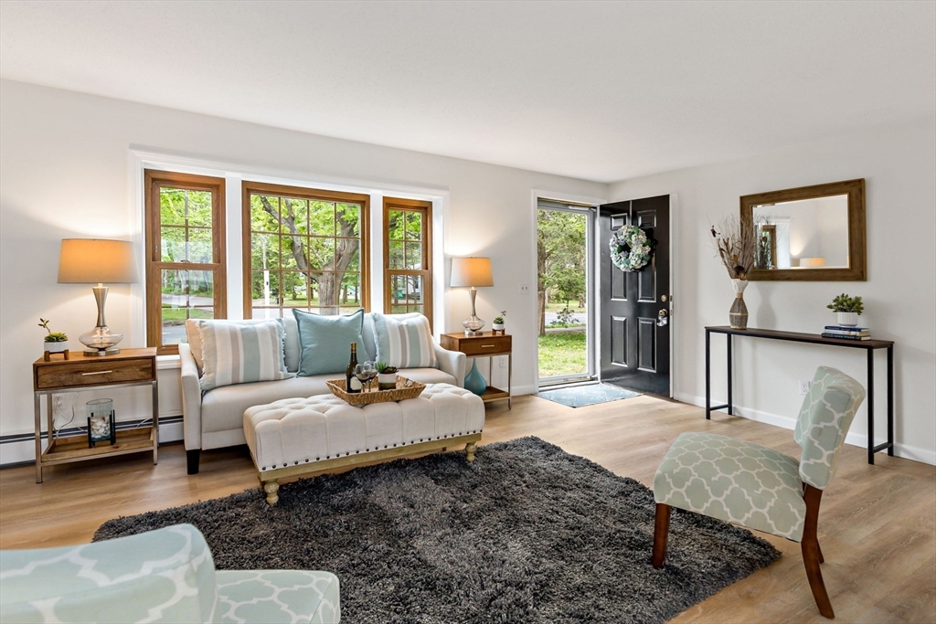 180 Davisville Road Falmouth, MA 02536 - Photo 5 of 28 Gallery Image 5