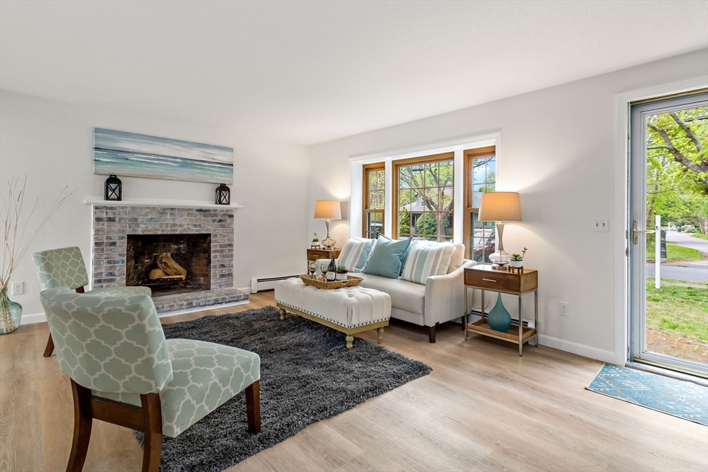 180 Davisville Road Falmouth, MA 02536 - Photo 8 of 28 Gallery Image 8