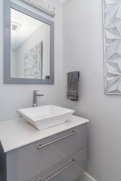232 Salem End Road Framingham, MA 01702 - Photo 18 of 32 Gallery Image 18