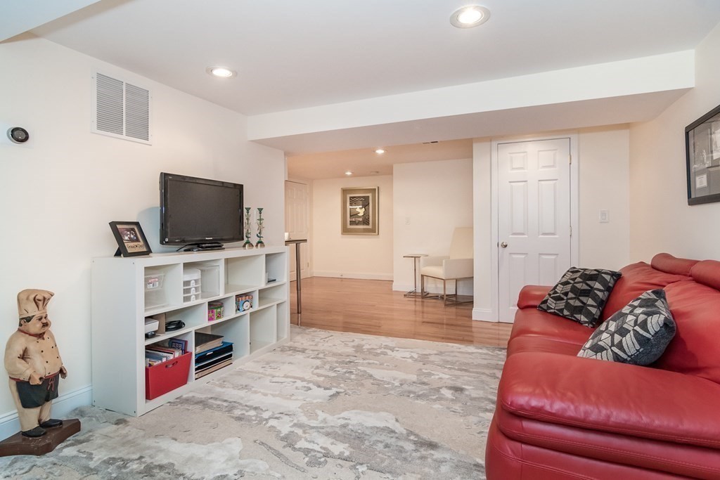 232 Salem End Road Framingham, MA 01702 - Photo 26 of 32 Gallery Image 26